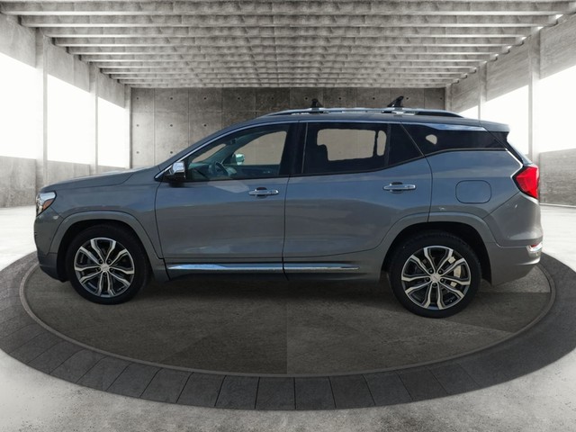 GMC Terrain Vehicle Full-screen Gallery Image 05