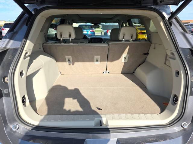 GMC Terrain Vehicle Full-screen Gallery Image 11