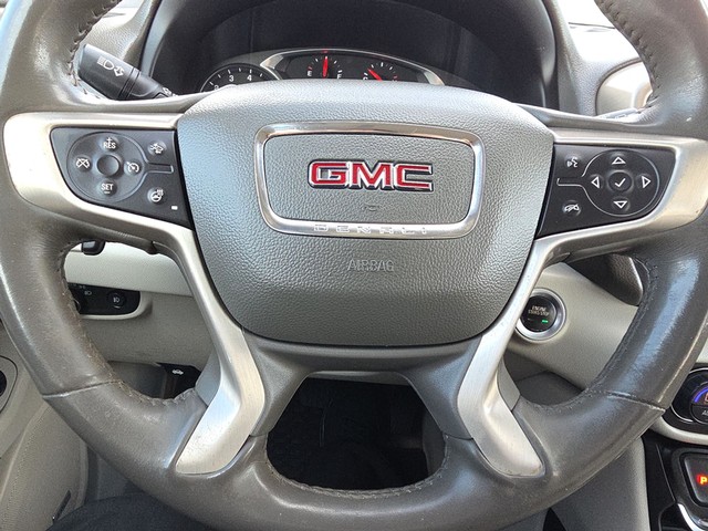 GMC Terrain Vehicle Full-screen Gallery Image 14