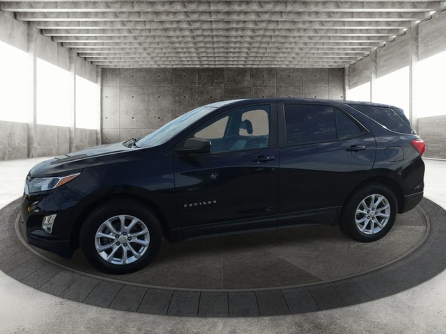 Chevrolet Equinox Vehicle Full-screen Gallery Image 02