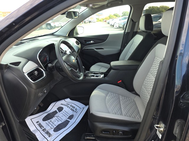 Chevrolet Equinox Vehicle Full-screen Gallery Image 09