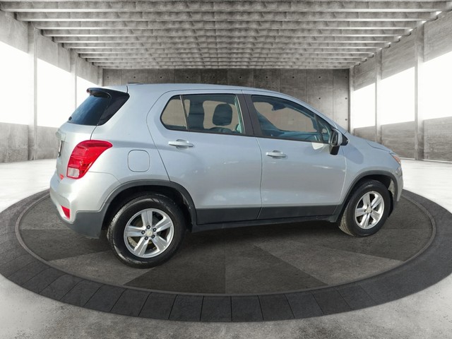 Chevrolet Trax Vehicle Full-screen Gallery Image 07