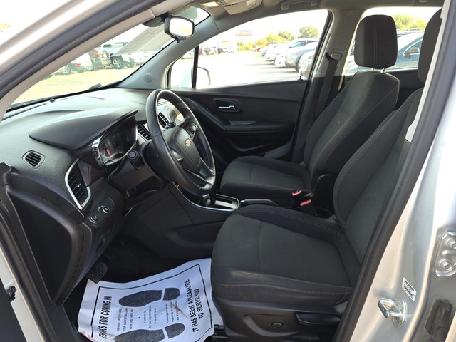 Chevrolet Trax Vehicle Full-screen Gallery Image 09