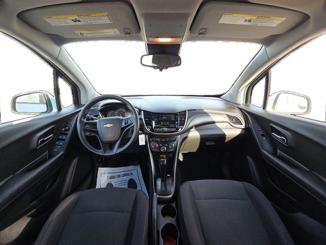 Chevrolet Trax Vehicle Full-screen Gallery Image 15