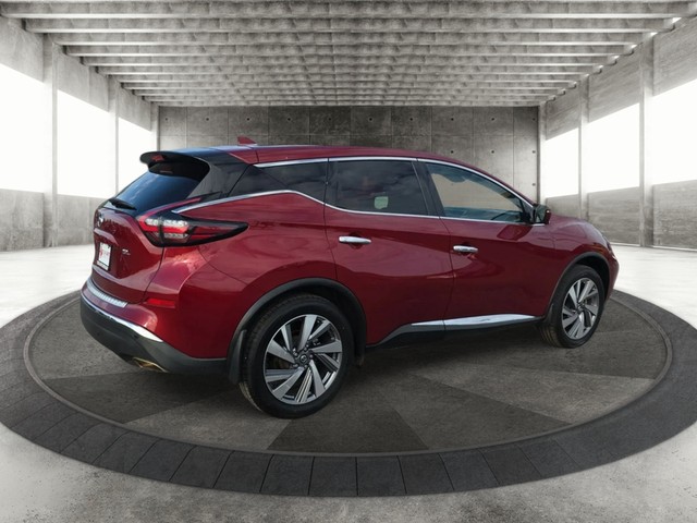 Nissan Murano Vehicle Full-screen Gallery Image 07