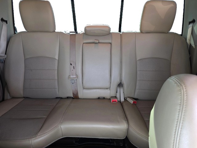 Ram 1500 Vehicle Full-screen Gallery Image 12