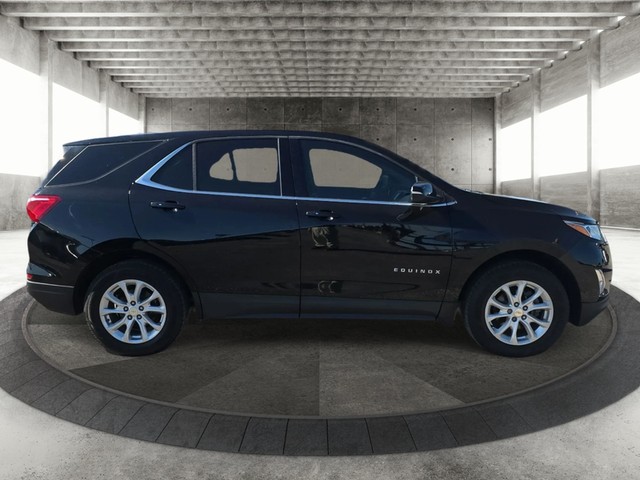 Chevrolet Equinox Vehicle Full-screen Gallery Image 04