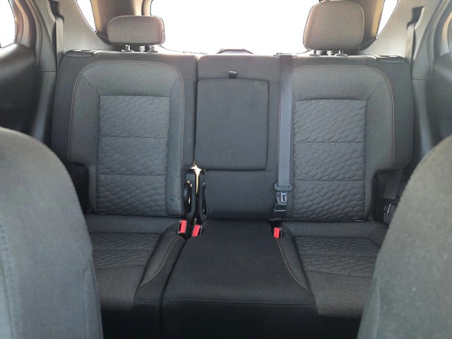 Chevrolet Equinox Vehicle Full-screen Gallery Image 13