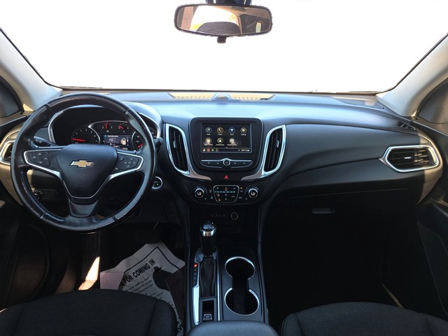 Chevrolet Equinox Vehicle Full-screen Gallery Image 16