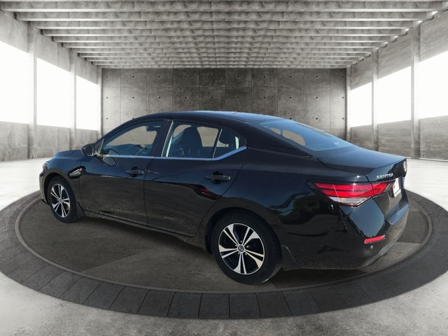 Nissan Sentra Vehicle Full-screen Gallery Image 08