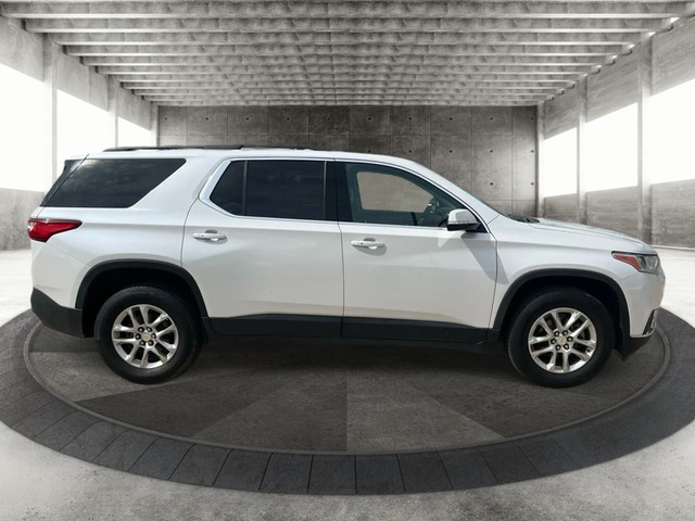 Chevrolet Traverse Vehicle Full-screen Gallery Image 04