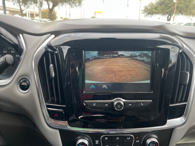 Chevrolet Traverse Vehicle Full-screen Gallery Image 17