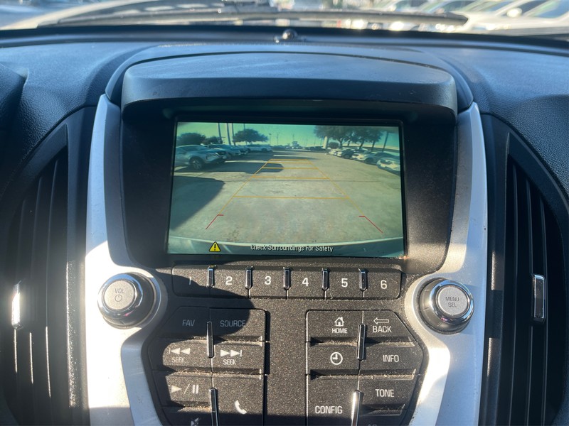 Chevrolet Equinox Vehicle Full-screen Gallery Image 18