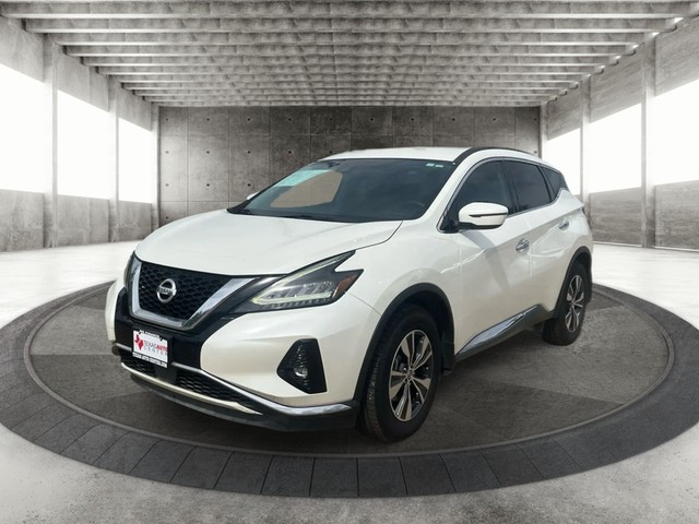 Nissan Murano Vehicle Full-screen Gallery Image 02