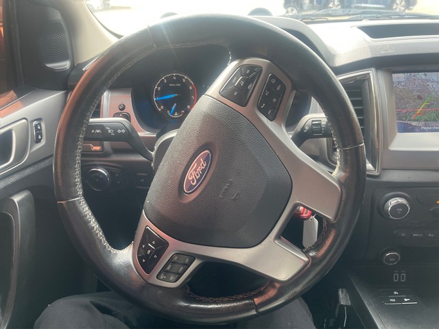 Ford Ranger Vehicle Full-screen Gallery Image 14