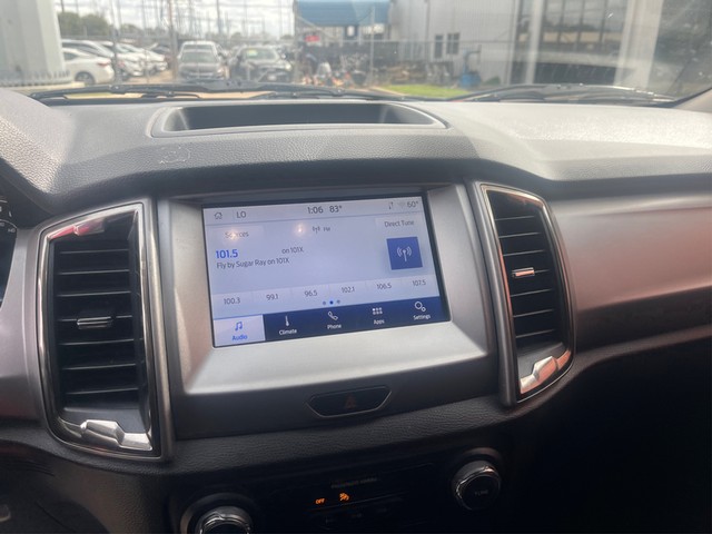 Ford Ranger Vehicle Full-screen Gallery Image 17