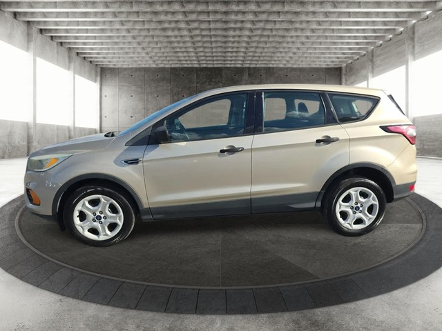 Ford Escape Vehicle Full-screen Gallery Image 02