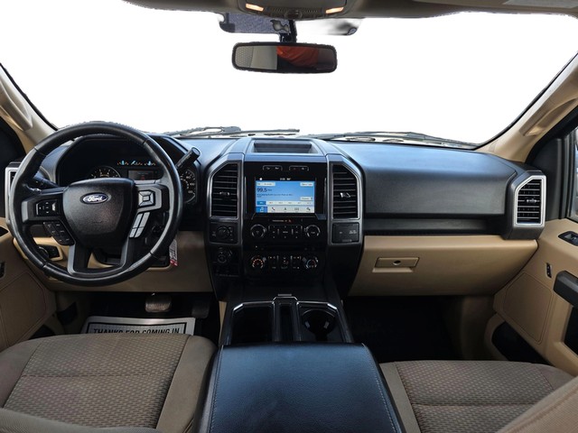 Ford F-150 Vehicle Full-screen Gallery Image 15