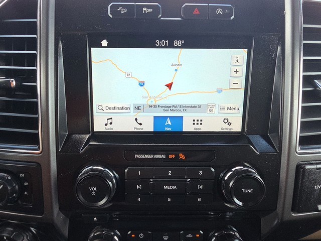 Ford F-150 Vehicle Full-screen Gallery Image 16