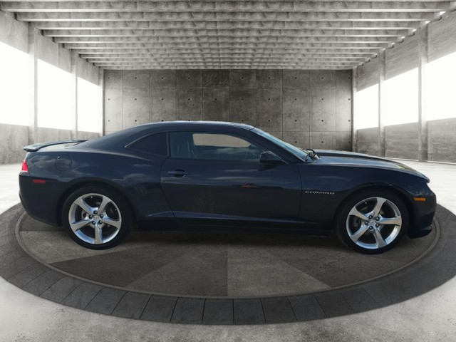 Chevrolet Camaro Vehicle Full-screen Gallery Image 04