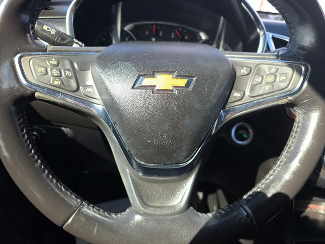 Chevrolet Equinox Vehicle Full-screen Gallery Image 14