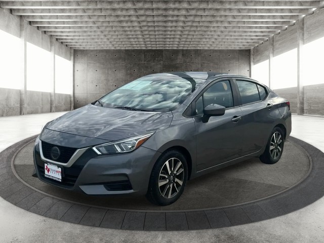 Nissan Versa Vehicle Full-screen Gallery Image 02