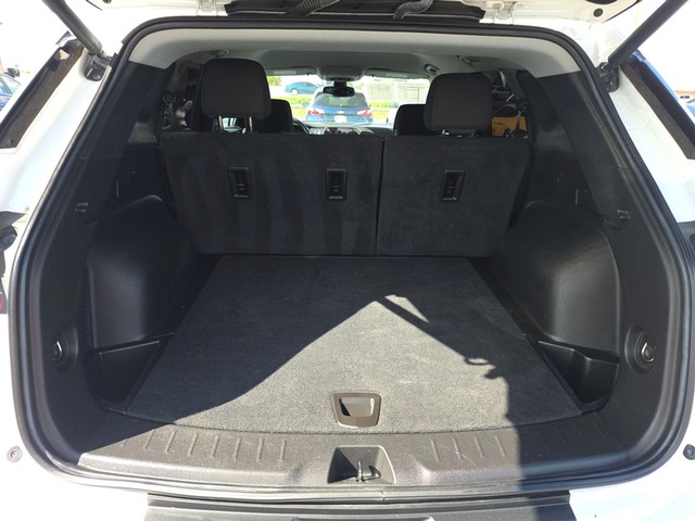 Chevrolet Blazer Vehicle Full-screen Gallery Image 11