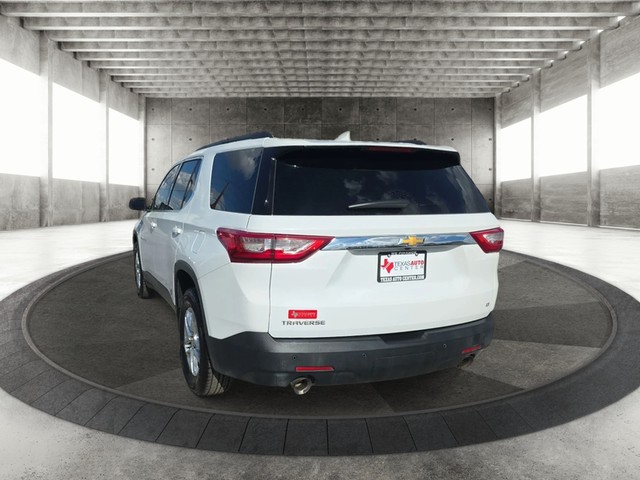 Chevrolet Traverse Vehicle Full-screen Gallery Image 08