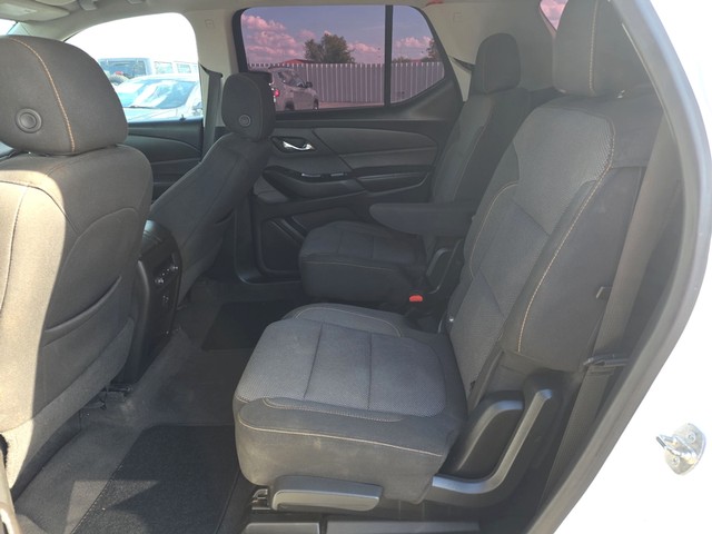 Chevrolet Traverse Vehicle Full-screen Gallery Image 10