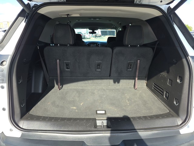 Chevrolet Traverse Vehicle Full-screen Gallery Image 11