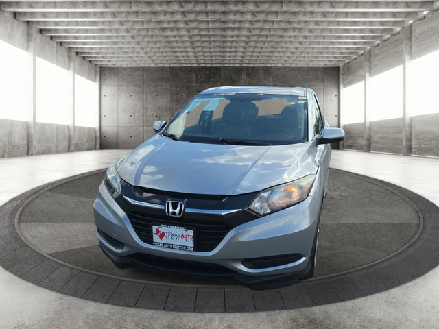 Honda HR-V Vehicle Full-screen Gallery Image 03