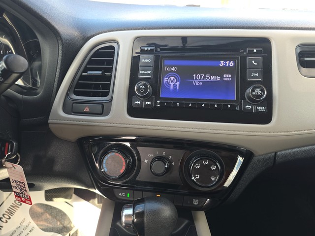 Honda HR-V Vehicle Full-screen Gallery Image 12
