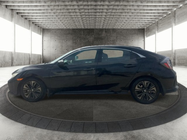 Honda Civic Hatchback Vehicle Full-screen Gallery Image 05