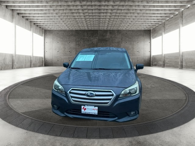 Subaru Legacy Vehicle Full-screen Gallery Image 03