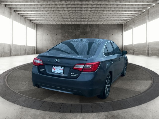 Subaru Legacy Vehicle Full-screen Gallery Image 07