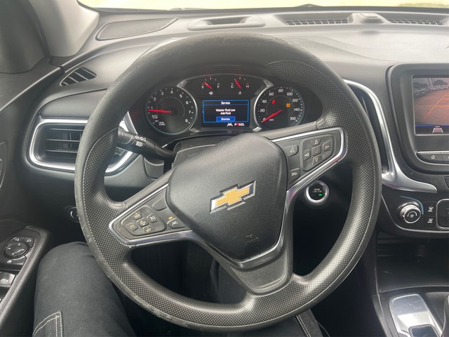Chevrolet Equinox Vehicle Full-screen Gallery Image 13