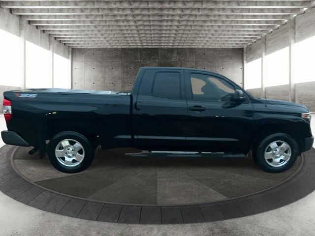 Toyota Tundra 2WD Vehicle Full-screen Gallery Image 04