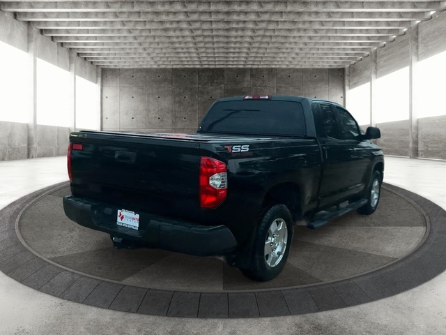 Toyota Tundra 2WD Vehicle Full-screen Gallery Image 07