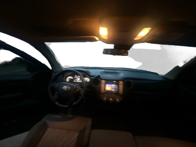 Toyota Tundra 2WD Vehicle Full-screen Gallery Image 14
