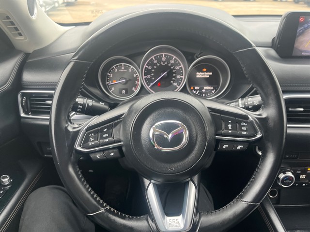 Mazda CX-5 Vehicle Full-screen Gallery Image 13