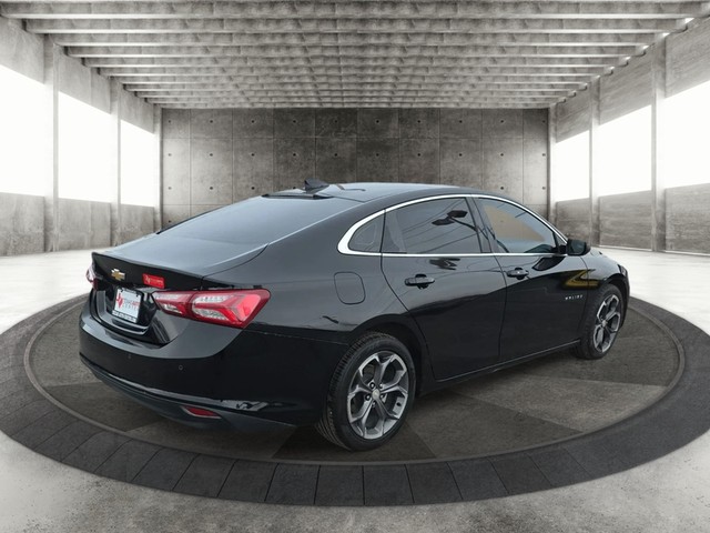 Chevrolet Malibu Vehicle Full-screen Gallery Image 07