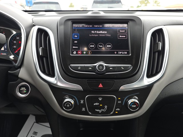 Chevrolet Equinox Vehicle Full-screen Gallery Image 12