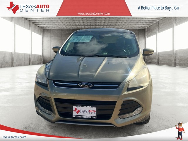 Ford Escape Vehicle Full-screen Gallery Image 03