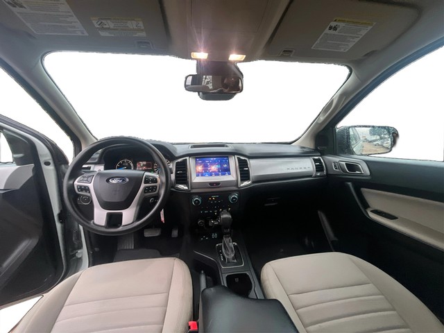 Ford Ranger Vehicle Full-screen Gallery Image 14