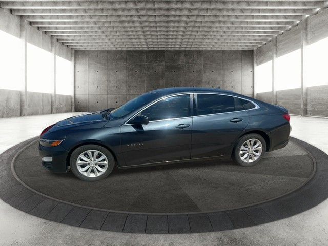 Chevrolet Malibu Vehicle Full-screen Gallery Image 05