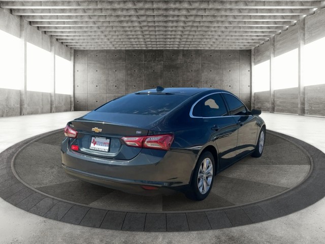 Chevrolet Malibu Vehicle Full-screen Gallery Image 07