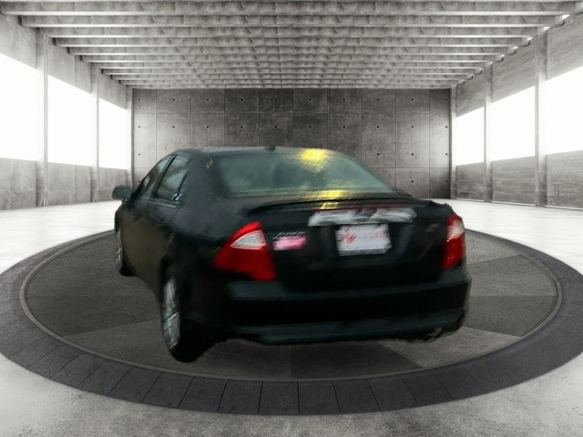 Ford Fusion Vehicle Full-screen Gallery Image 08