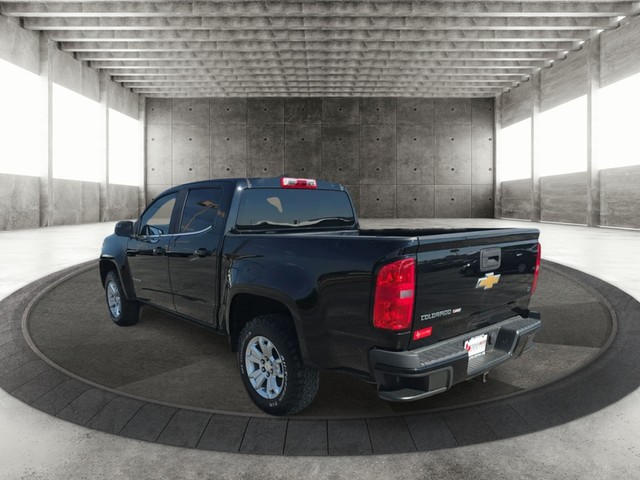 Chevrolet Colorado Vehicle Full-screen Gallery Image 02