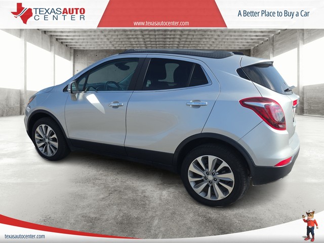 Buick Encore Vehicle Full-screen Gallery Image 08