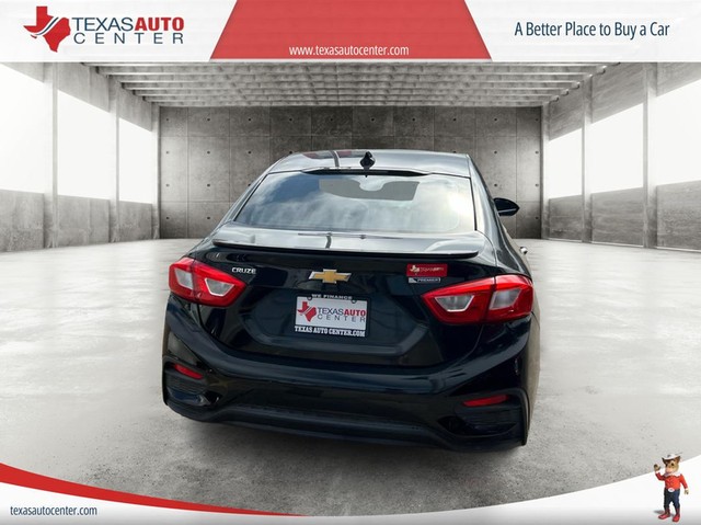 Chevrolet Cruze Vehicle Full-screen Gallery Image 06